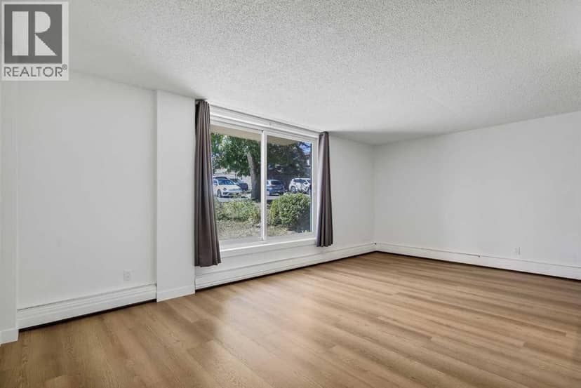 319, 315 Heritage Drive SE, Calgary, photo 4