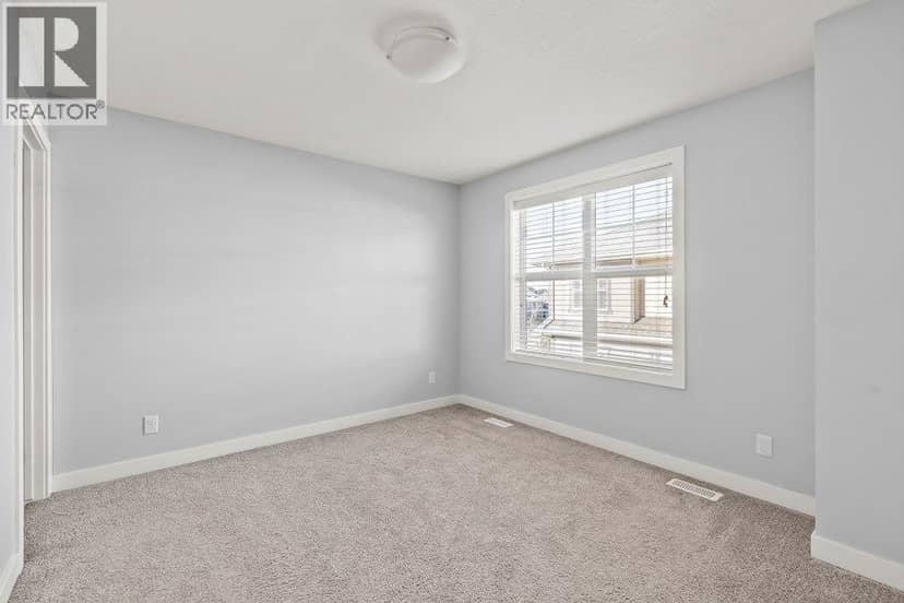 4 Evanscrest Gardens NW — photo 27 of 40