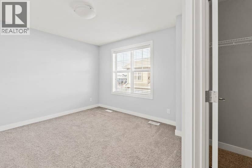 4 Evanscrest Gardens NW — photo 32 of 40