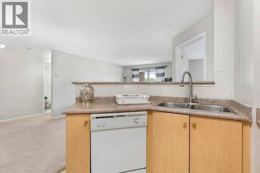 213, 3000 Citadel Meadow Point NW — photo 14 of 38