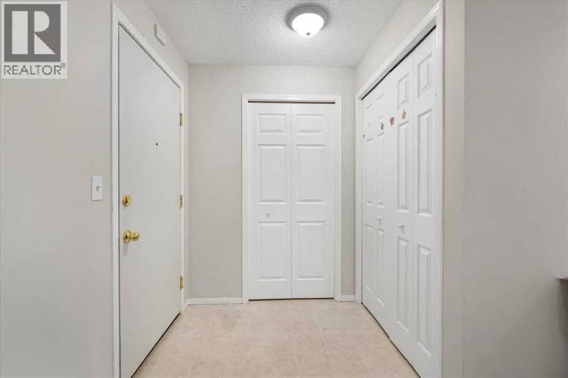213, 3000 Citadel Meadow Point NW, Calgary, photo 5