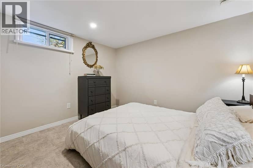 54 PINECREST Drive — photo 26 of 39