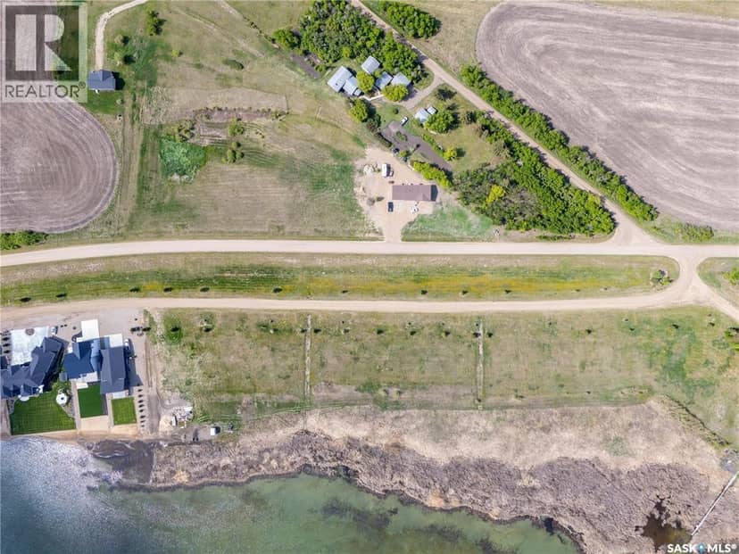 790 Lakeshore DRIVE — photo 17 of 36