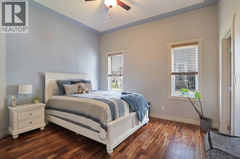 28 Blue Heron Bay — photo 18 of 35
