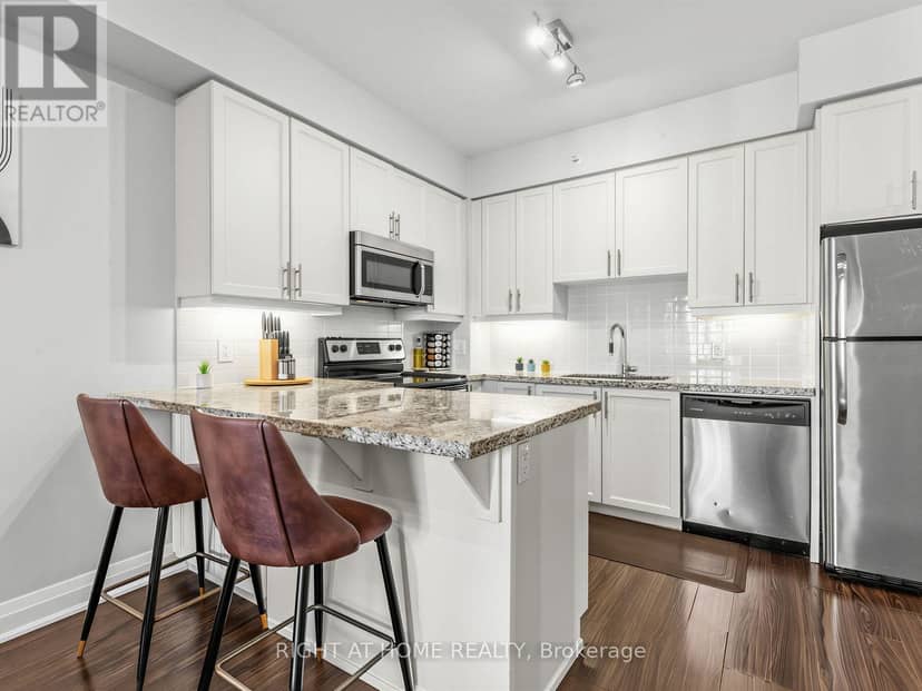 808 - 24 Woodstream Boulevard, Vaughan, photo 3