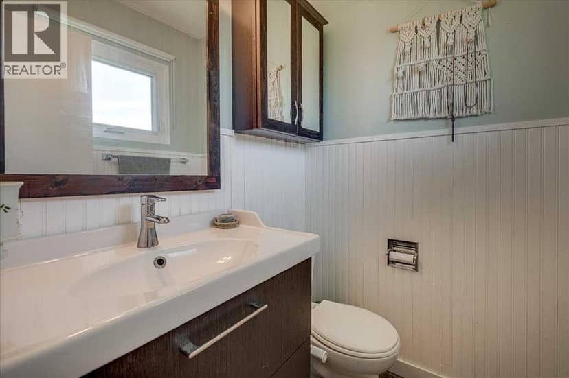 3906 44 Street — photo 20 of 40