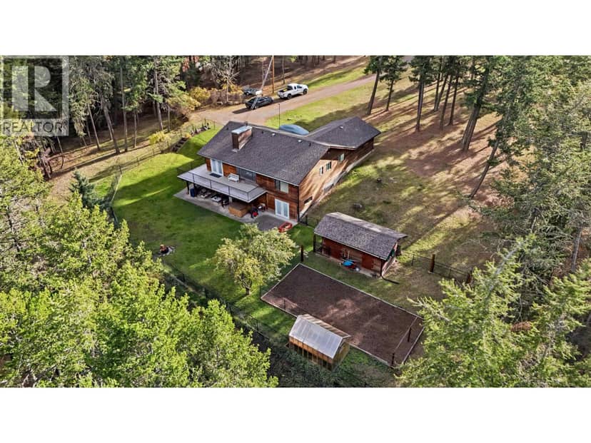 754 Roberts Drive, Williams Lake, photo 2