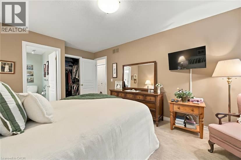 3241 MONTROSE Road Unit# 22 — photo 23 of 36