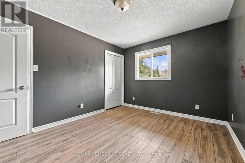 18 Joseph Street — photo 32 of 40
