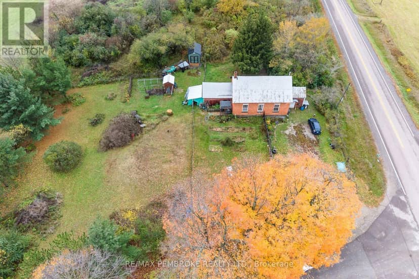 1279 Foy Road, Admaston/Bromley, photo 3