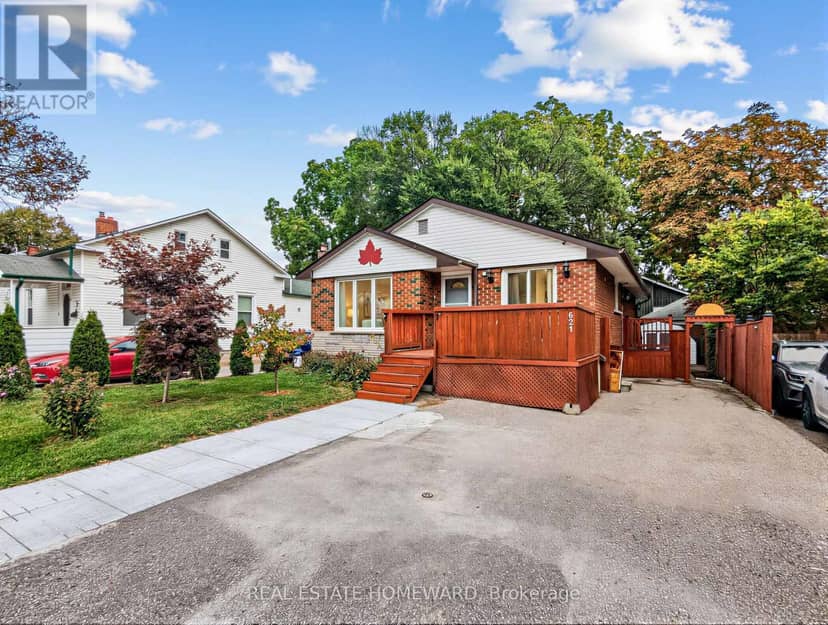 621 Byron Street S, Whitby
