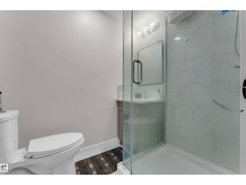6019 180 AV NW — photo 28 of 40