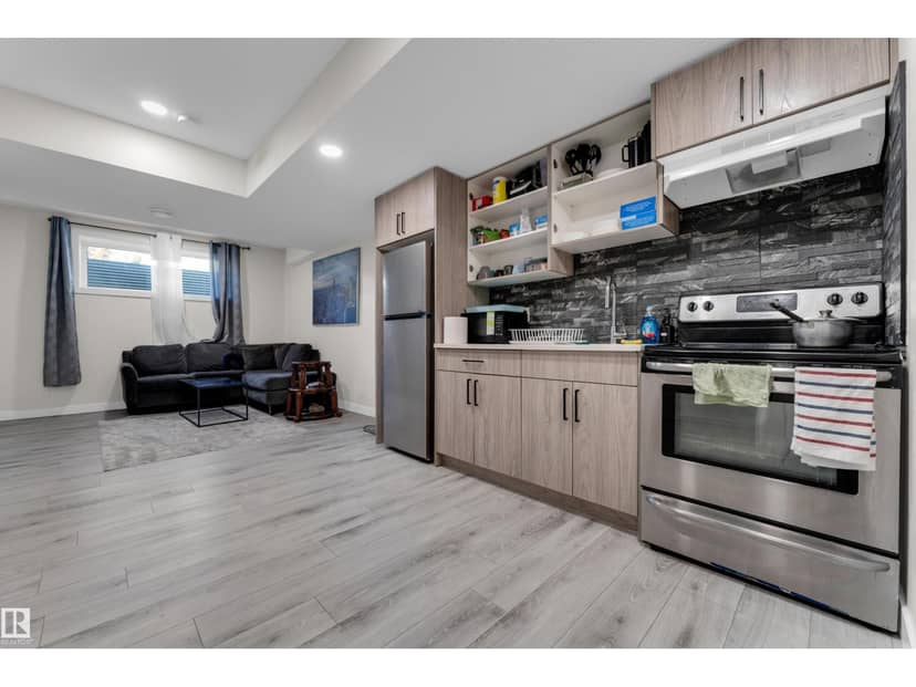 6019 180 AV NW — photo 38 of 40