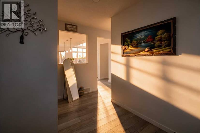 215 Mallard Grove SE, Calgary, photo 2