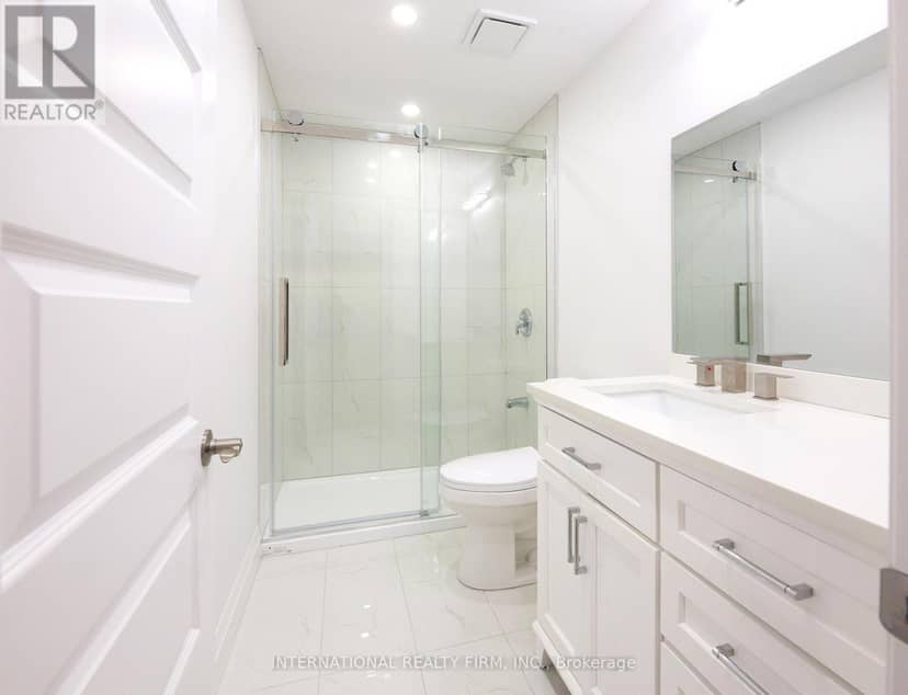 17 McIntosh Avenue — photo 38 of 40