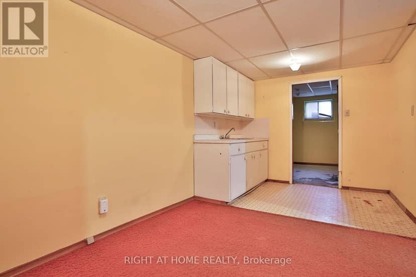 12 Rogers Road — photo 30 of 37