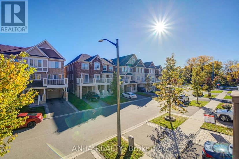 24 Goldeye Street, Whitby, photo 2