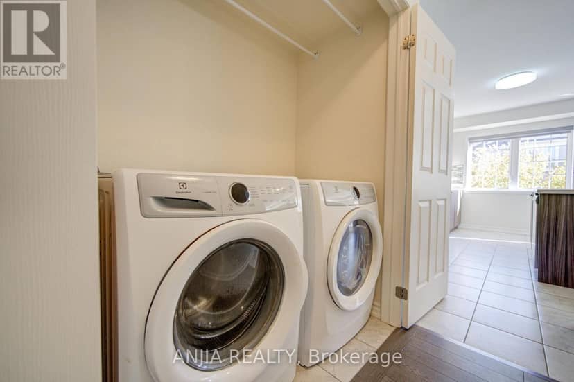 24 Goldeye Street — photo 21 of 38