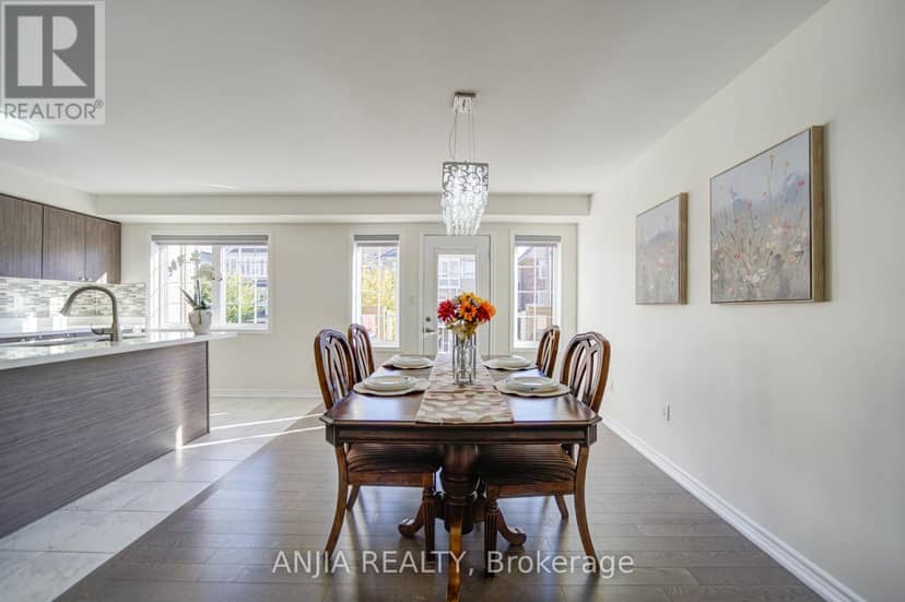 24 Goldeye Street, Whitby, photo 3