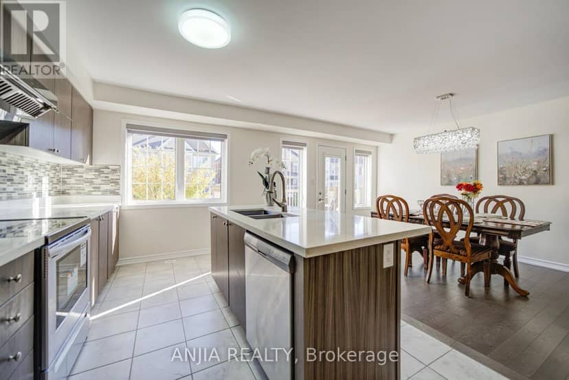 24 Goldeye Street — photo 9 of 38