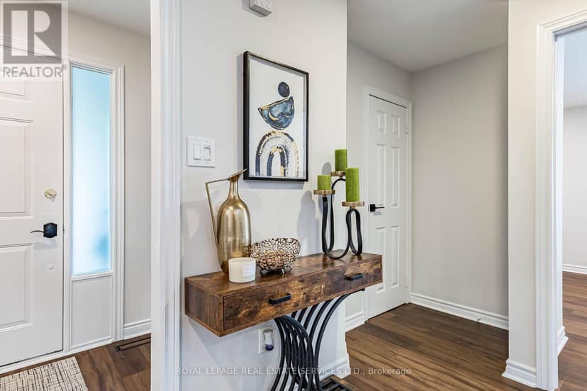 1045 Mannington Lane — photo 9 of 40