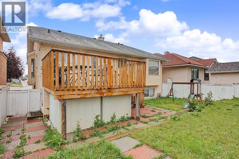 7212 California Boulevard NE — photo 36 of 40