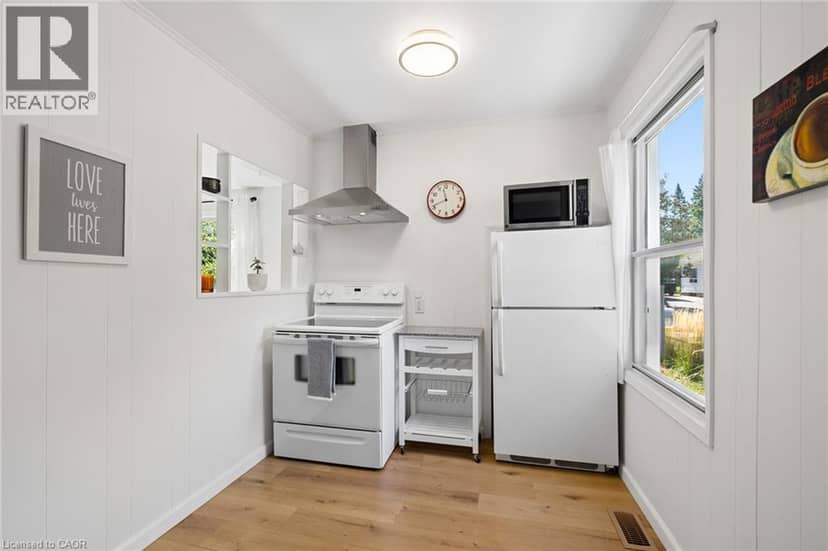 40 PERTH Road — photo 13 of 35