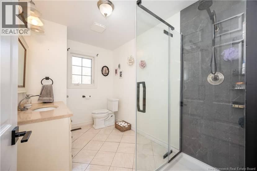 90 Saint-Paul Street — photo 13 of 33
