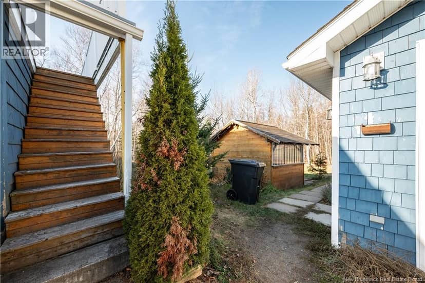 90 Saint-Paul Street — photo 27 of 33