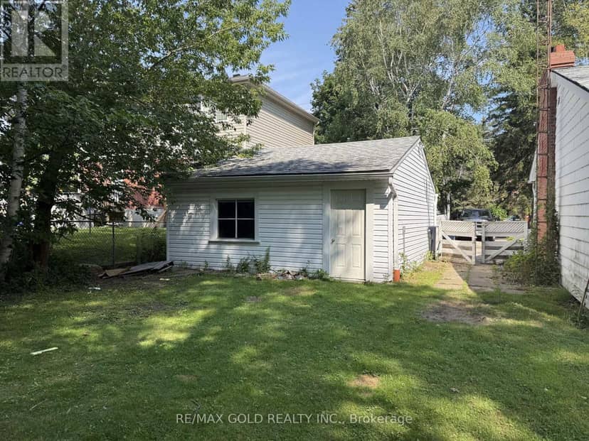 366 Beechgrove Drive — photo 2 of 7
