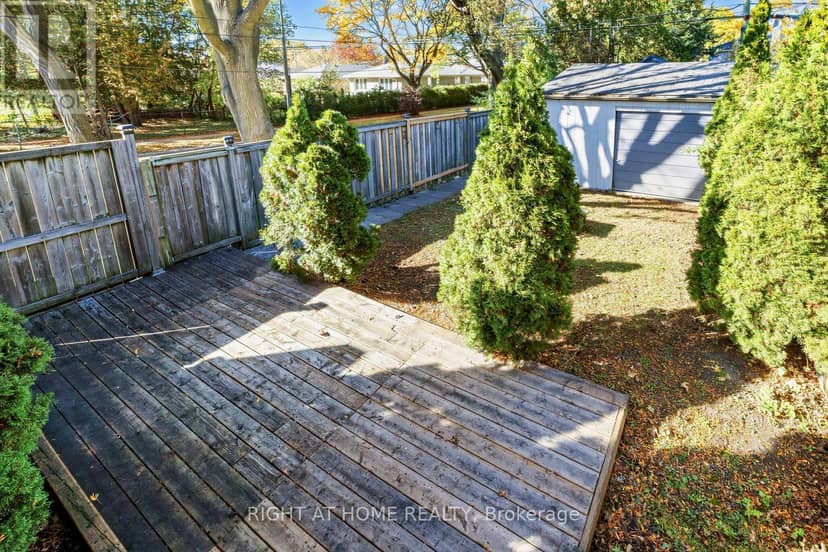 44 Connaught Avenue — photo 31 of 39