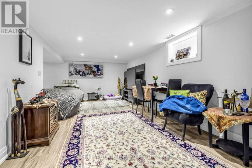 44 Connaught Avenue — photo 24 of 39