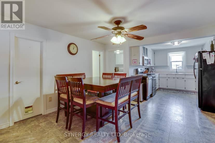 43 Canaan Street — photo 11 of 37