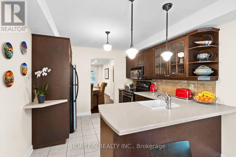 84 Confederation Way — photo 6 of 21