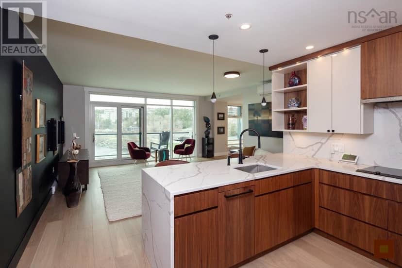 304 220 Waterfront Drive — photo 10 of 40