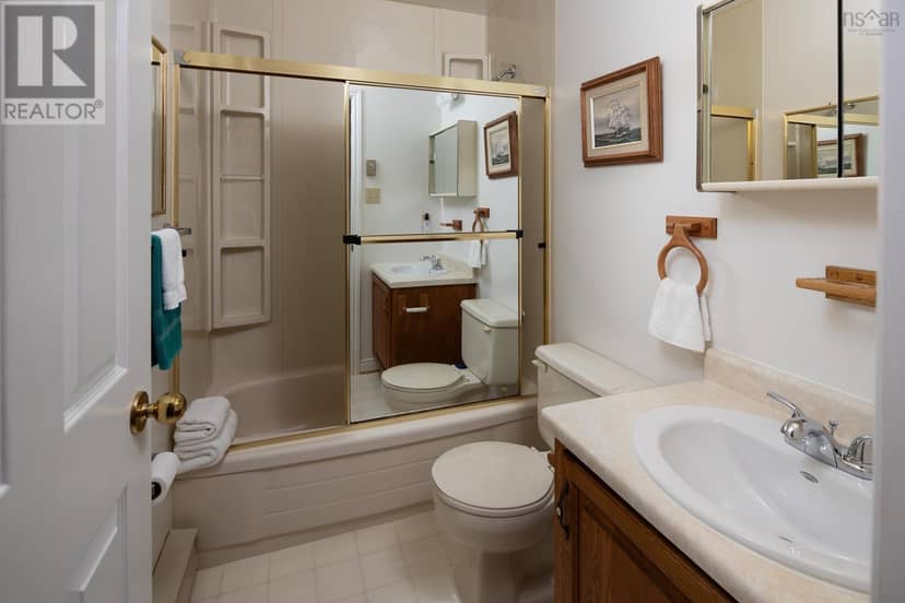 40 Attenborough Court — photo 20 of 40