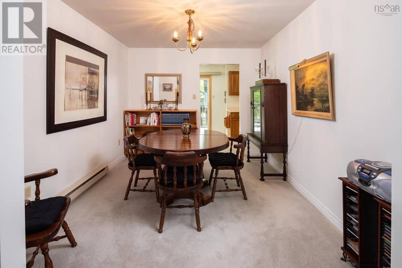 40 Attenborough Court, Clayton Park, photo 7