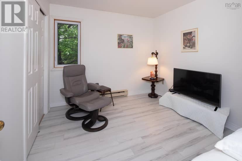 40 Attenborough Court — photo 25 of 40