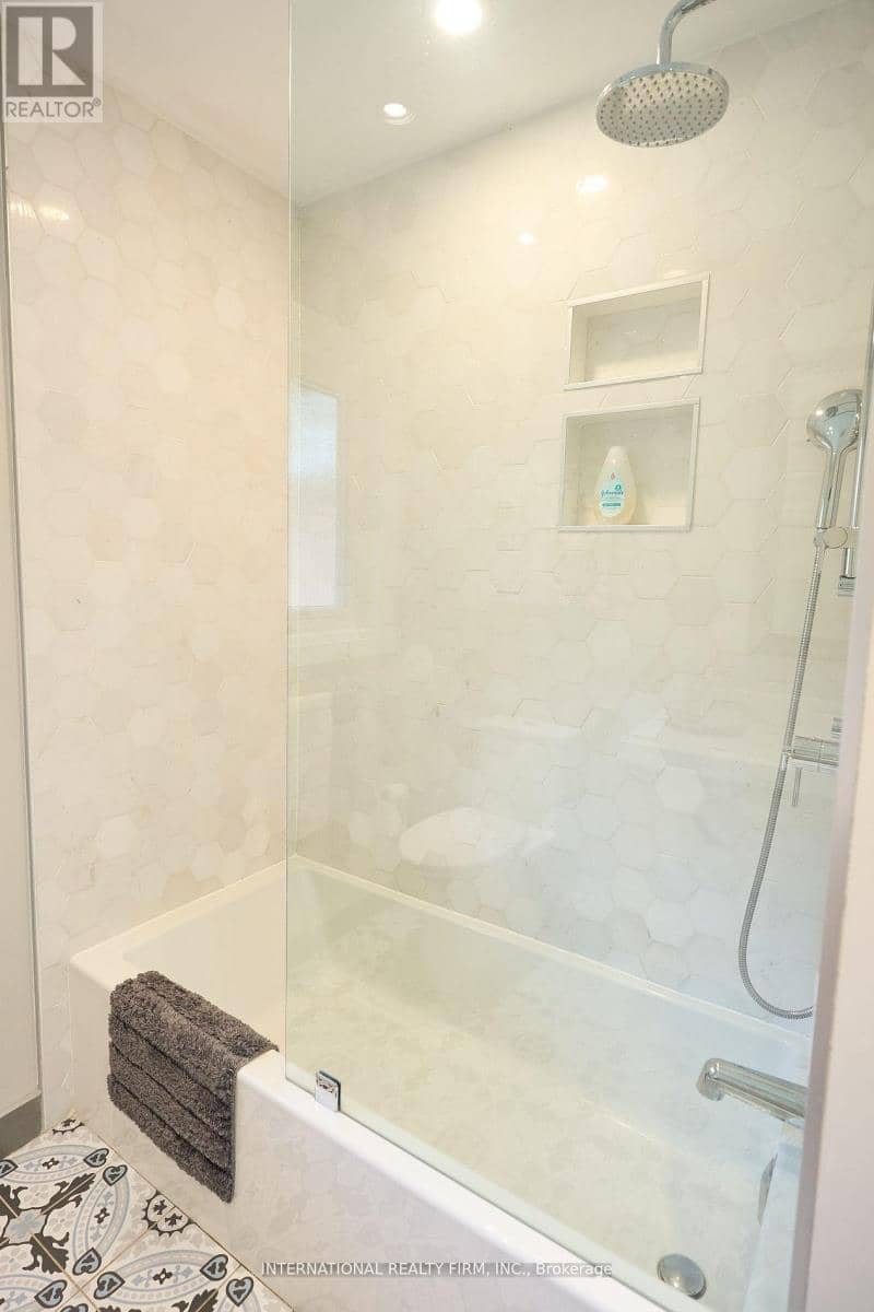2292 Devon Road, Oakville, photo 8