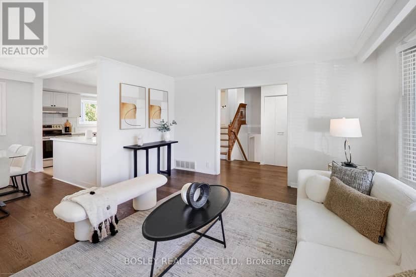 623 Thornwood Avenue, Burlington, photo 8