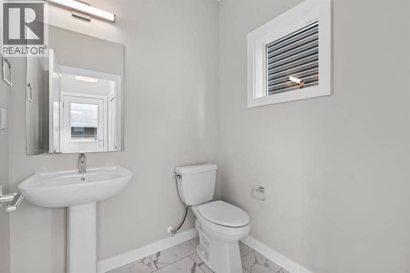 196 Huxbury View NE — photo 15 of 40