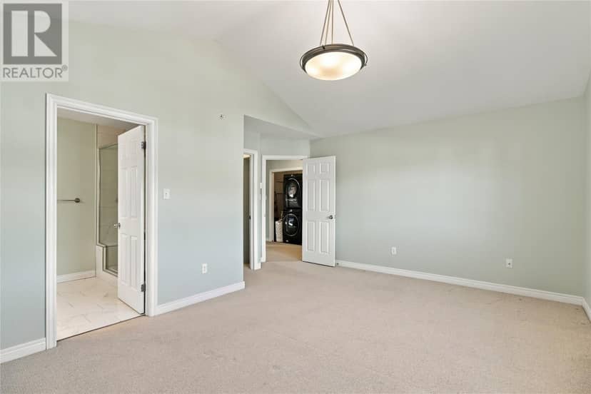 17 Regiment Road — photo 19 of 36