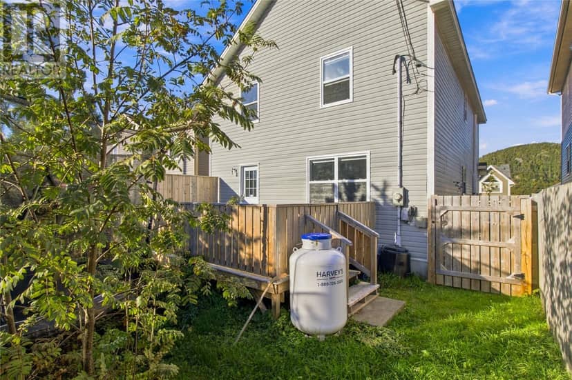 17 Regiment Road — photo 28 of 36