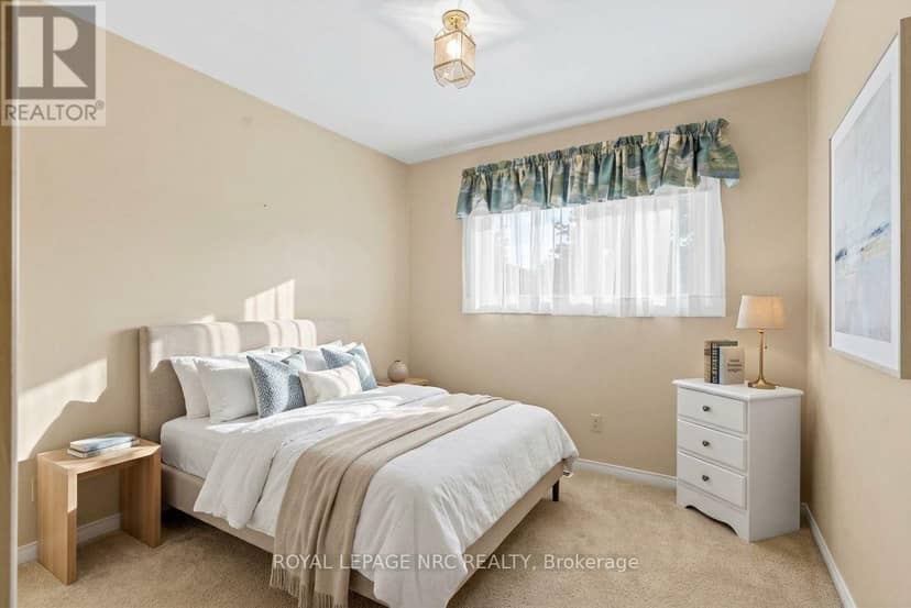 13 Hardwood Grove — photo 19 of 40