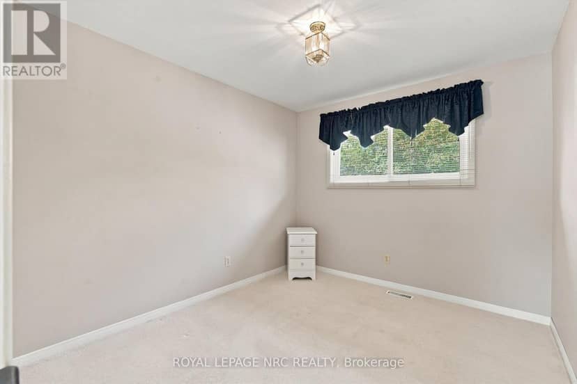 13 Hardwood Grove — photo 23 of 40