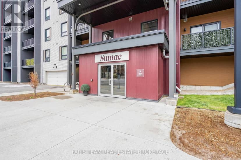 315 - 4 Spice Way, Barrie, photo 3