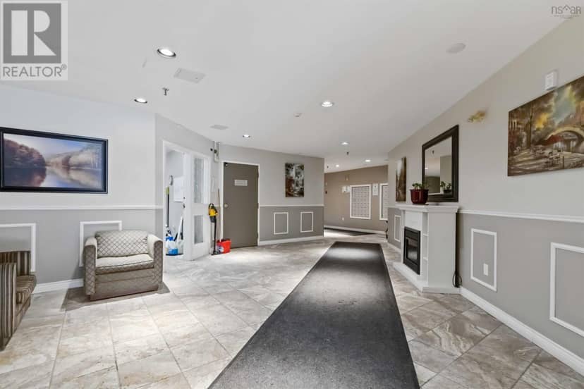 403 15 Langbrae Drive — photo 38 of 38
