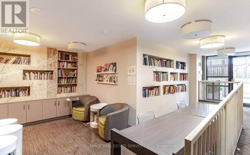 834 - 60 Heintzman Street — photo 18 of 19