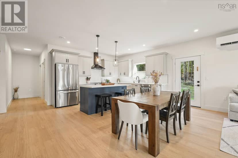 680 Kennedy Road — photo 11 of 40