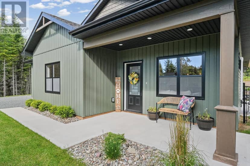 680 Kennedy Road, Hilden, photo 2